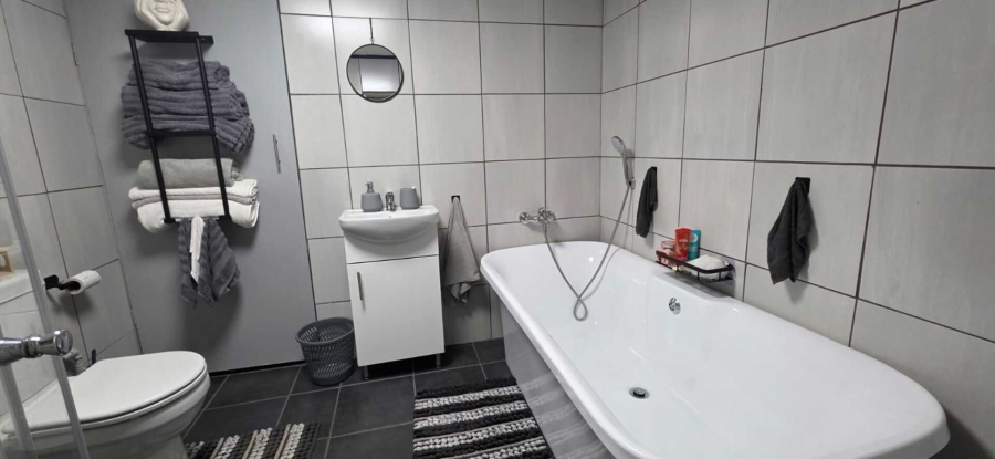 1 Bedroom Property for Sale in Deneysville Free State